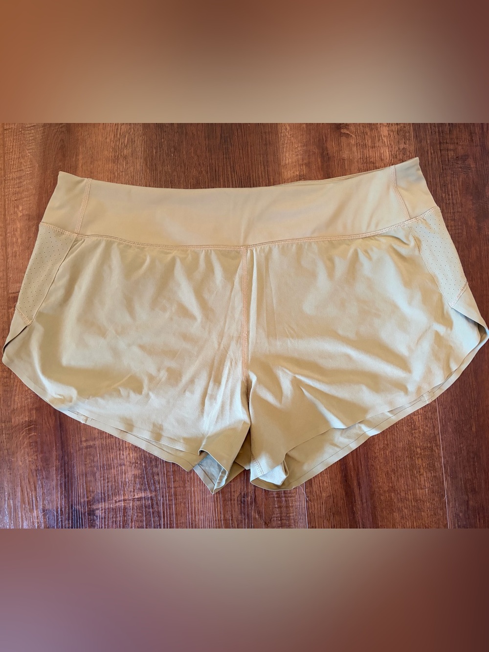 Athleta Run With It Shorts